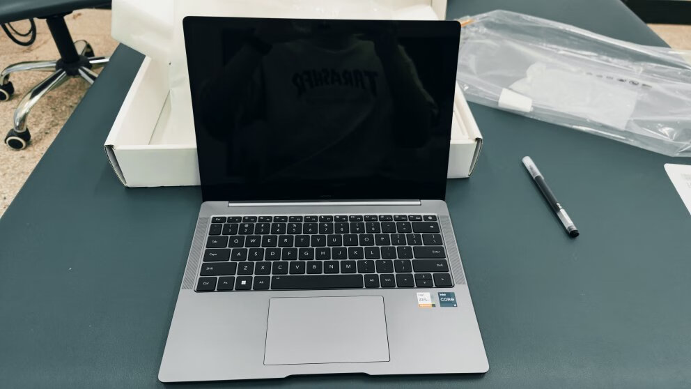 荣耀MagicBook V 14笔记本电脑，14英寸触控全功能商务本