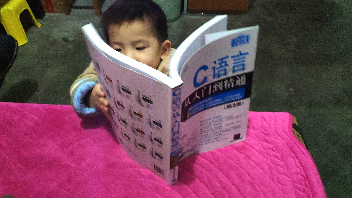 小朋友都喜欢看的书。