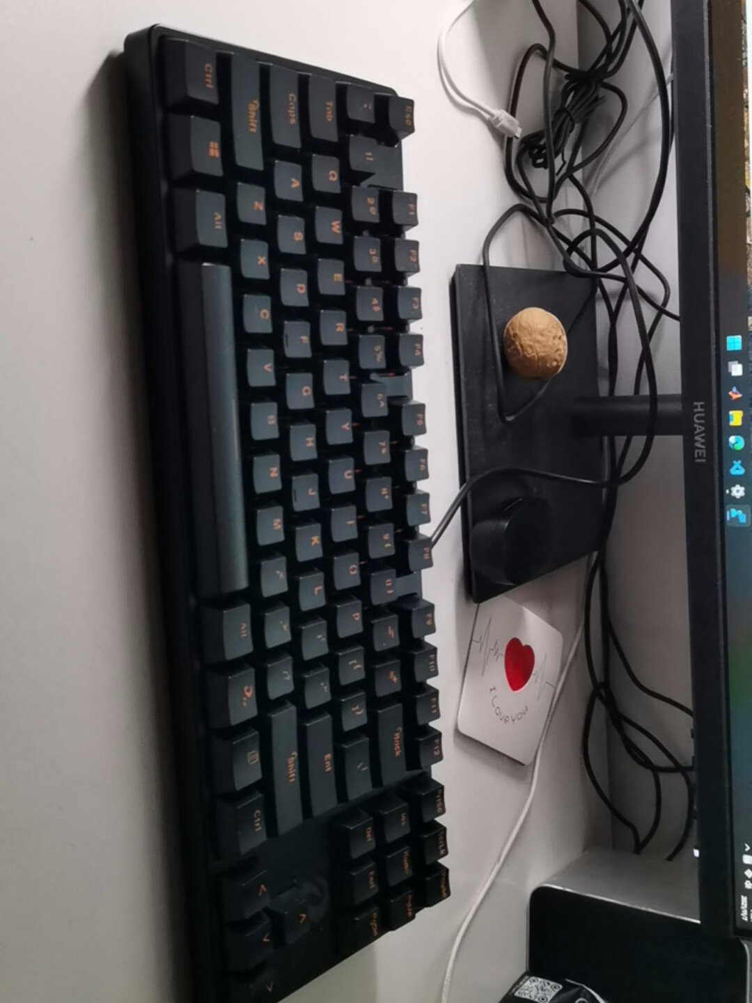 达尔优dk100游戏机械键盘双色注塑,全键无冲突,达尔优自主d字轴,tpf