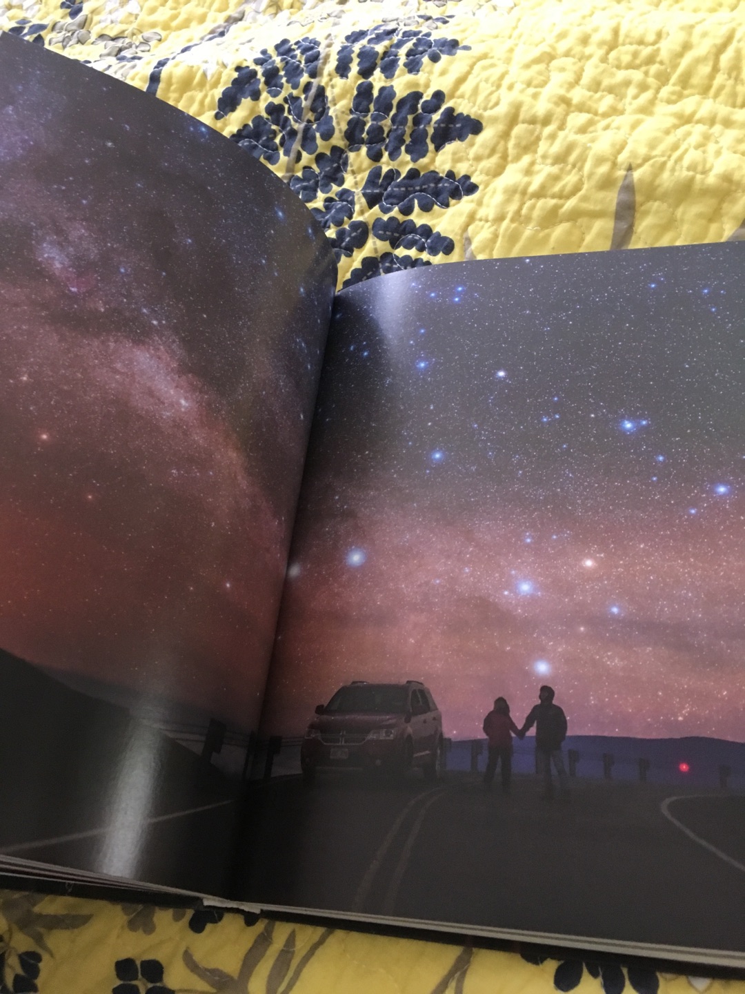 有活动果断下手。一大早收到这本《星空摄影笔记》，特别开心！一直想要学习的领悟，一定好好研读。希望有一天也能拍出自己的星光大片。