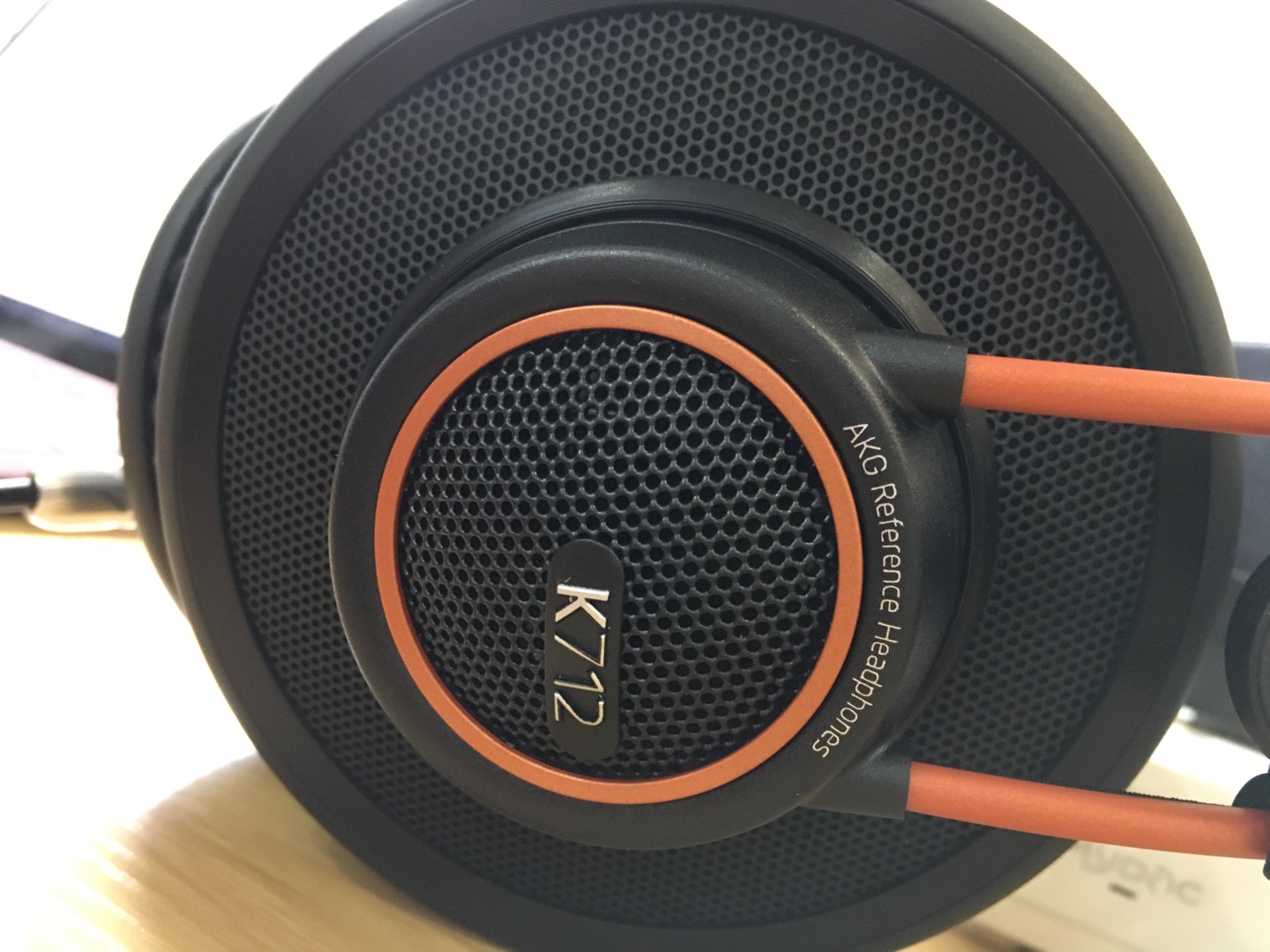 akg k712 prohifi,全开放,罩耳式监听-怎么样?质量靠得住吗?