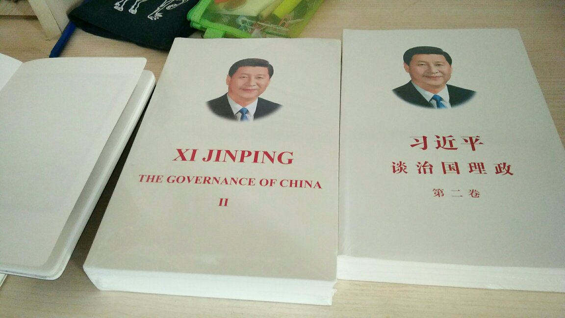 对照着中文版一起买的。学习专用，很值得看！