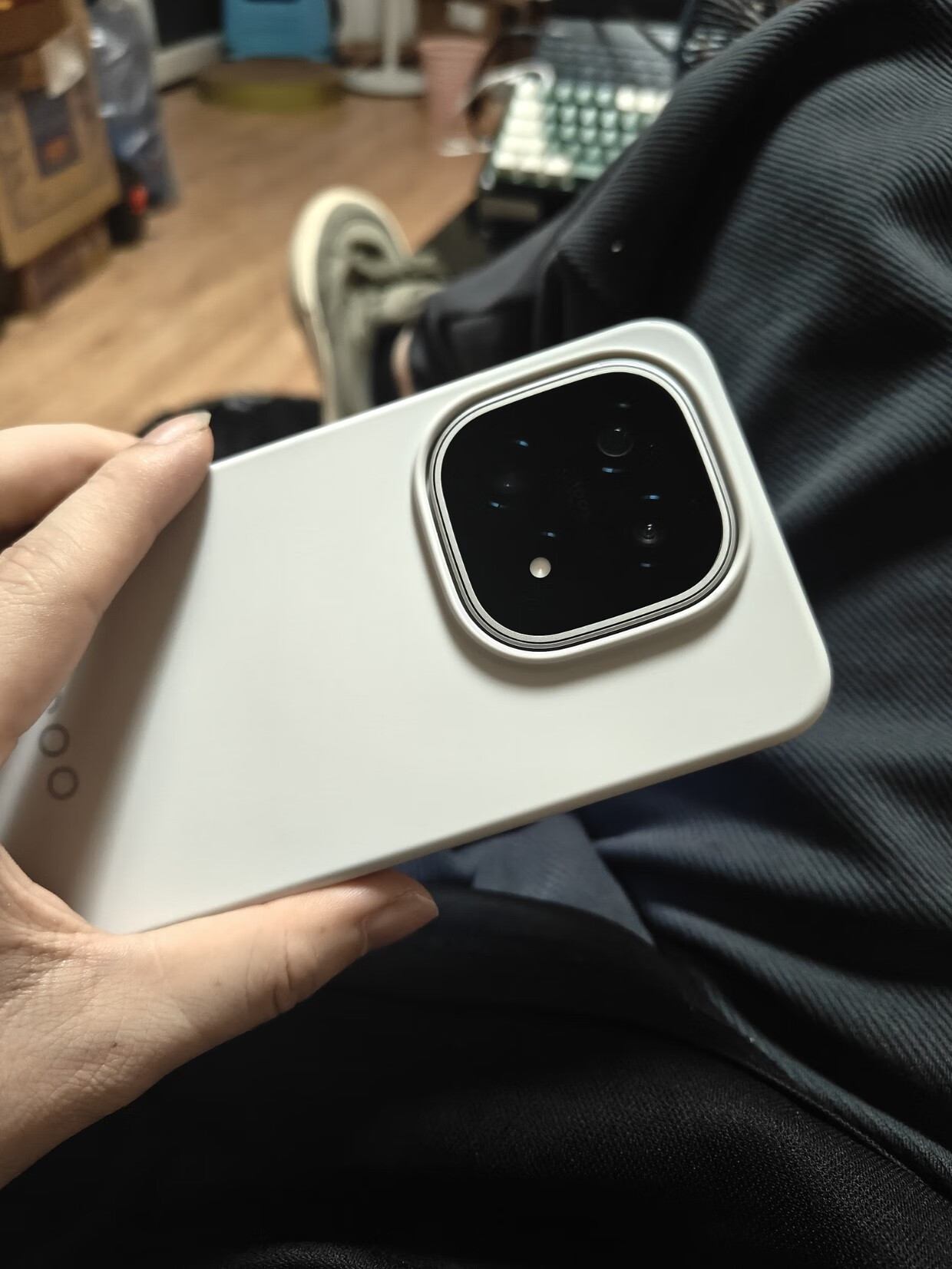 iQOO 15(12GB/512GB)】报价_参数_图片_论坛_iQOO 15(12GB/512GB)手机