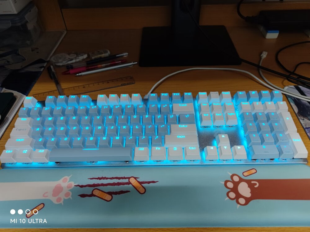 黑爵刺客 合金版全彩机械键盘机械轴体,金属面板,支持单点亮录制功能