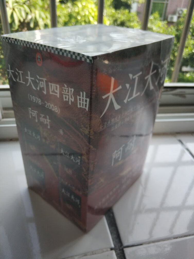 性价比超高的卸妆水，两大瓶送了4小瓶，一共才一百一，完美完美完美！性价比超高的卸妆水，两大瓶送了4小瓶，一共才一百一，完美完美完美！