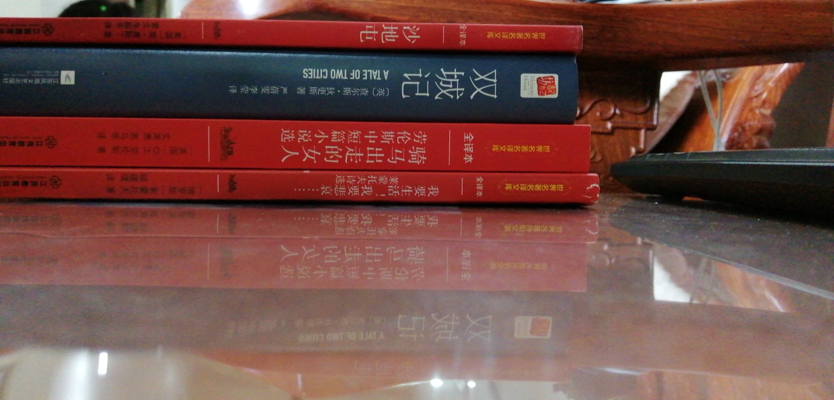 很喜欢，尤其是它的开头，“这是最好的时代，这是最坏的时代；这是智慧的年代，这是愚蠢的年代；这是信仰的时期，这是怀疑的时期；这是光明的季节，这是黑暗的季节；这是希望的春天，这是绝望的冬天；我们眼前无所不有，我们眼前一无所有；我们直奔天堂，我们直入地狱”