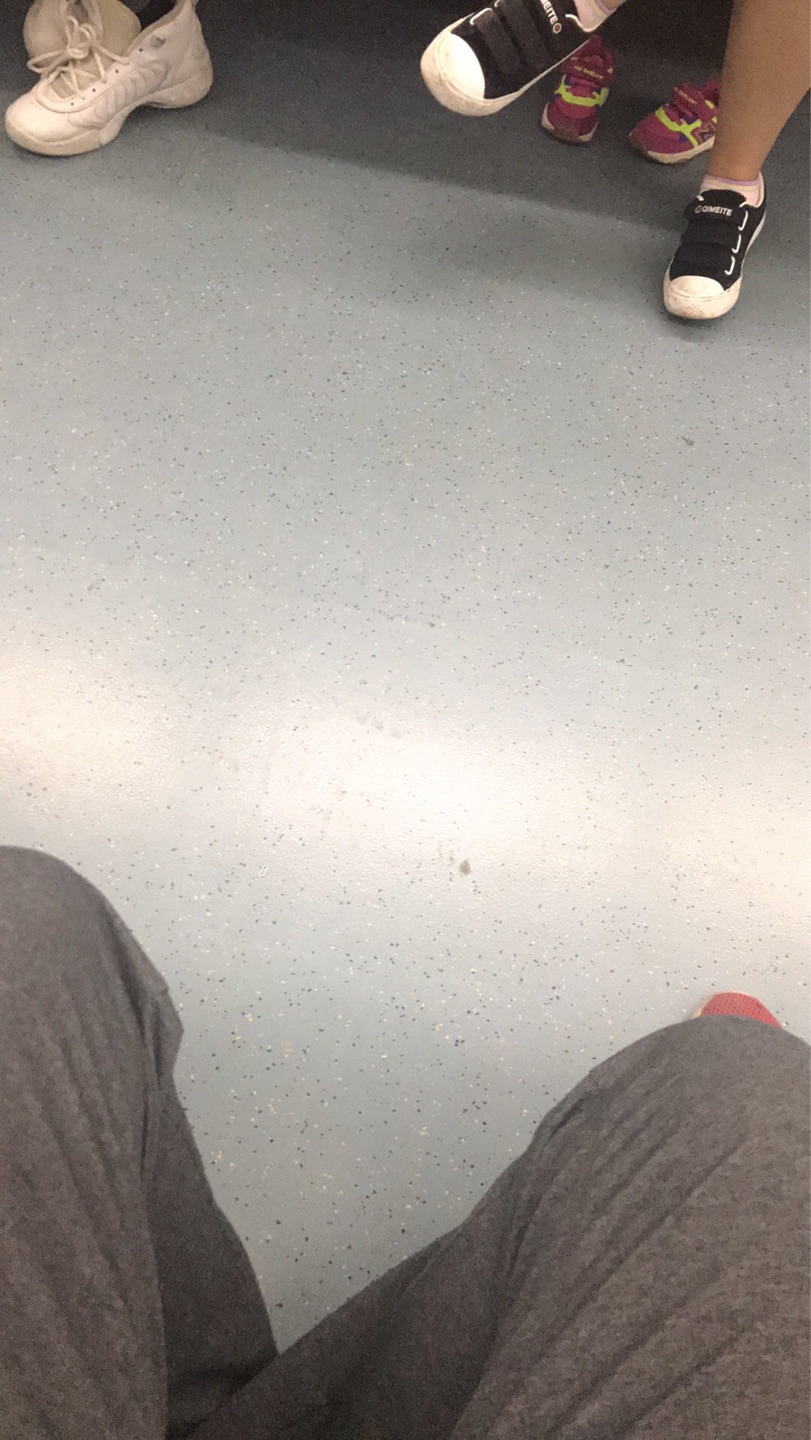 绘画精美，质量不错。啦啦啦