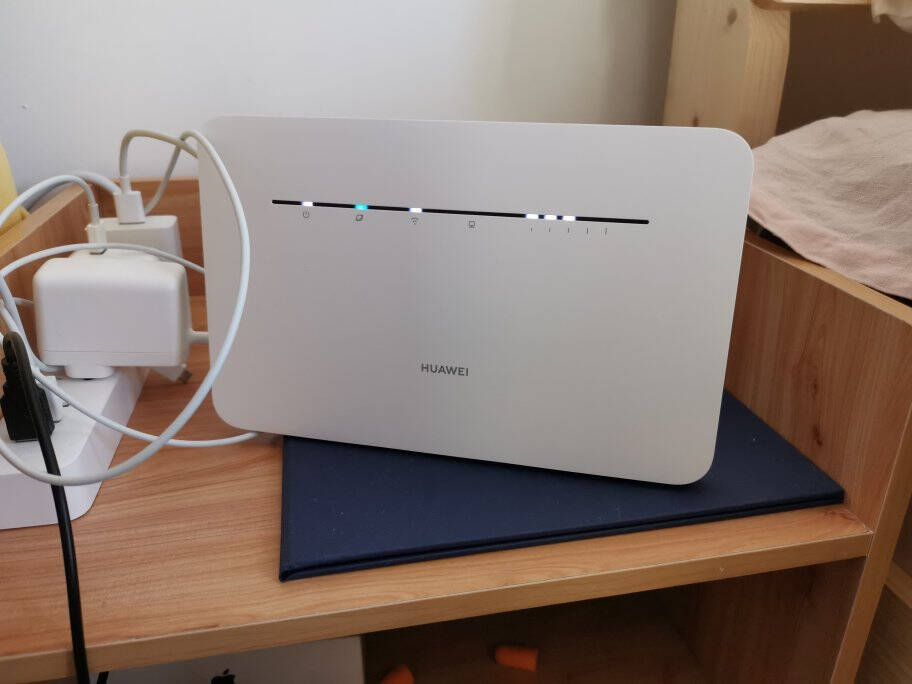 【4G路由】华为移动路由4G路由2Pro/插卡上网/三网通/全千兆/B316-855/随身wifi/无线宽带/移动WiFi