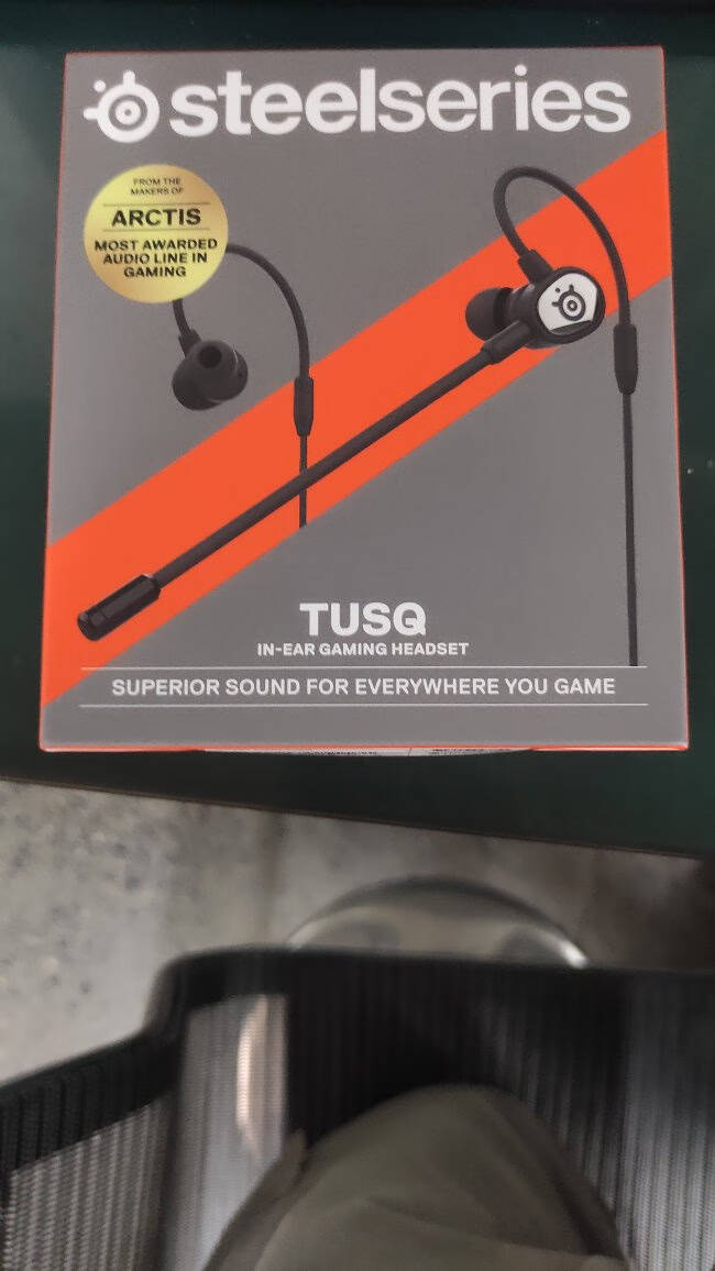 赛睿(SteelSeries)突圣骑tusq入耳式游戏耳机挂耳式电竞耳机黑色官方标配