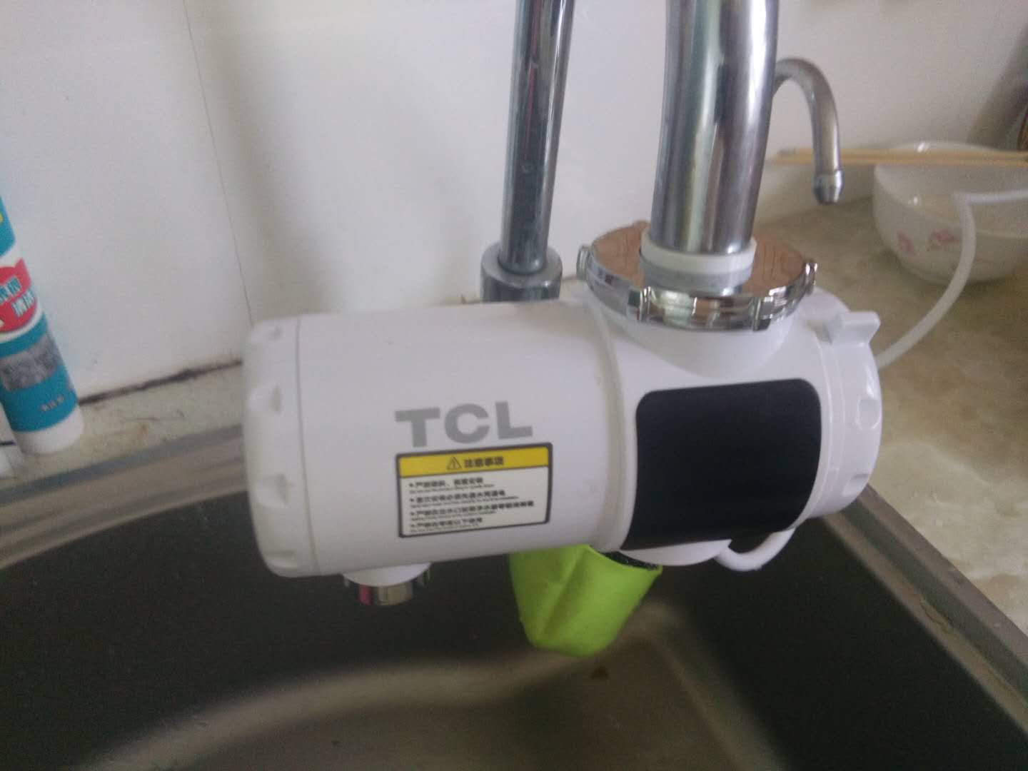 TCL电热水龙头免安装速热家用即热式加热接驳式厨宝小型热水器冷热两用家用过水热得快加热器小厨宝【免安装】白色送漏保
