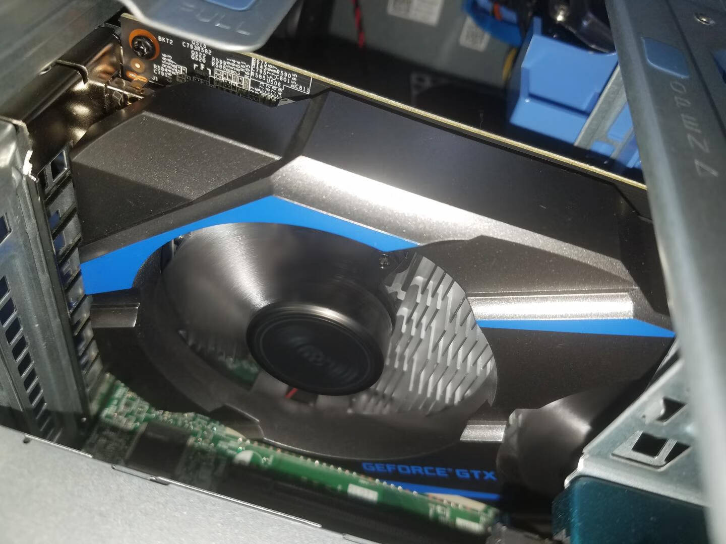 戴尔(DELL)OptiPlex7060升级7070MT商用办公台式机电脑酷睿九代单主机(含键盘鼠标)i7-97008G1TB集成显卡