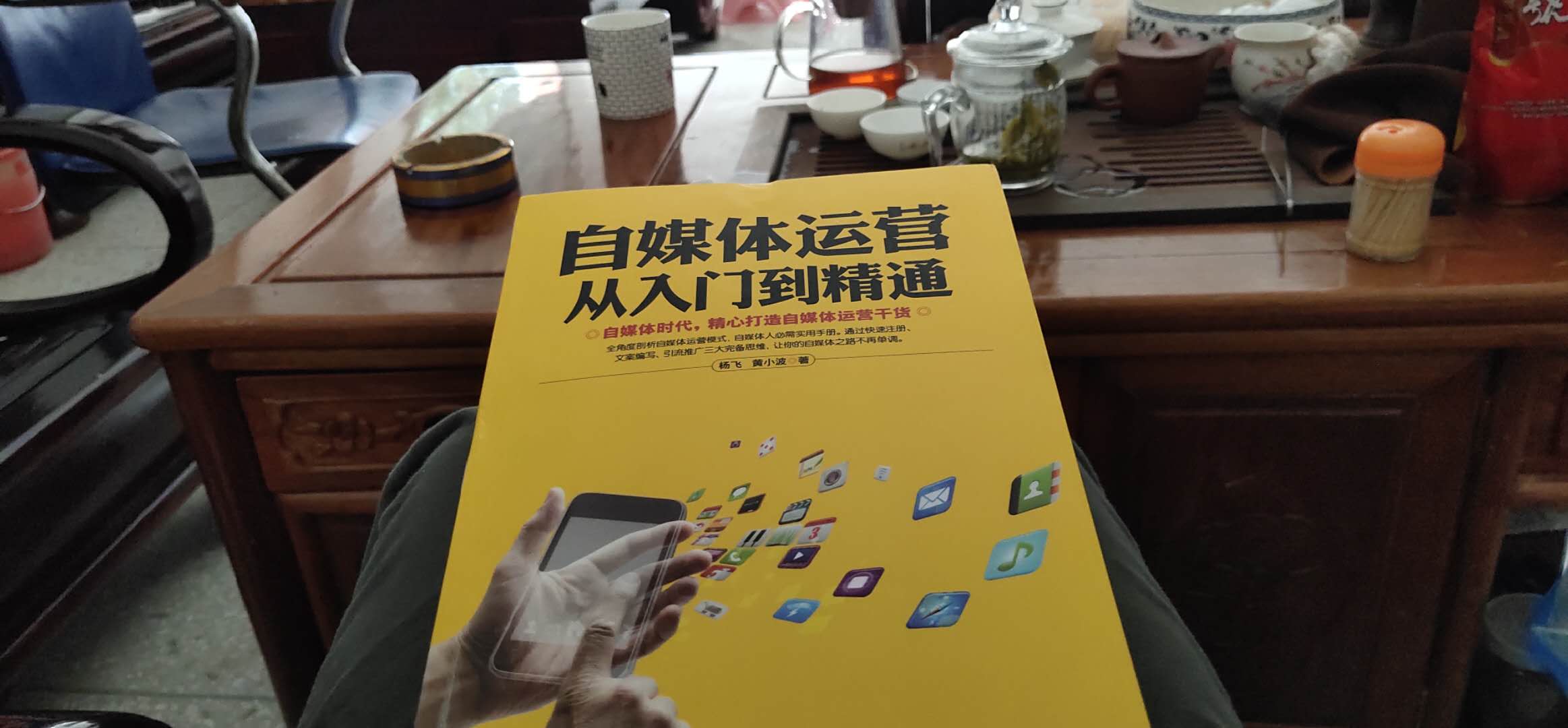 速度挺快的，第二天上午就收到了。