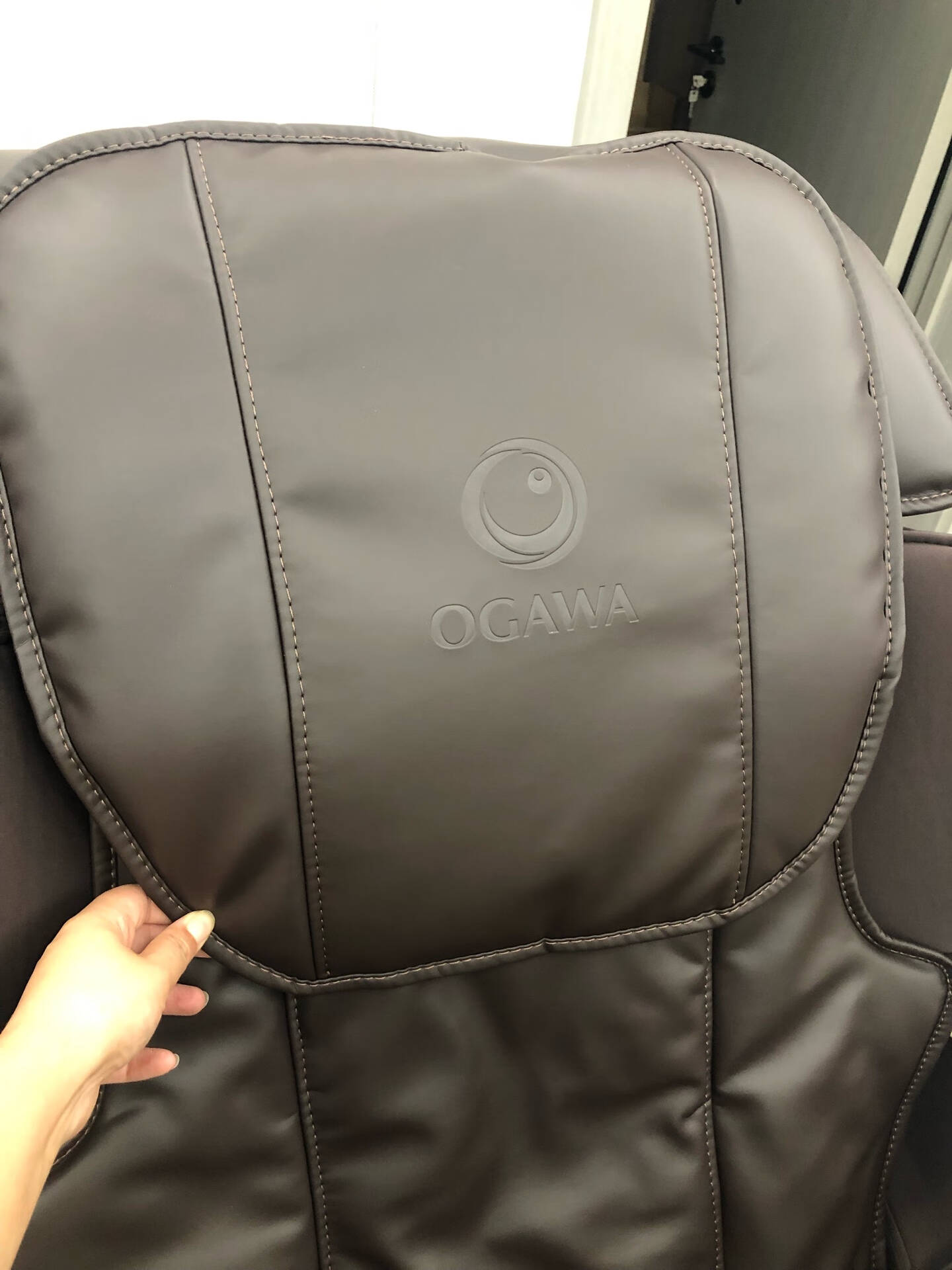 奥佳华OGAWA按摩椅家用全自动按摩沙发椅子机械手全身按摩精选推荐OG-7508元气能量椅米白棕