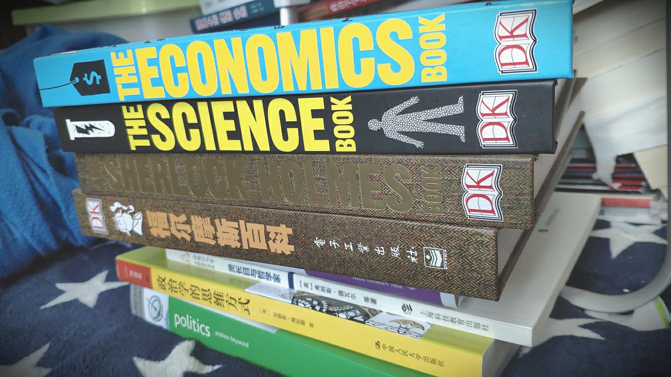 政治学中文版，可能小部分内容有删减。DK百科内容都很好，买了10多本了，每天看看很有收获。包装认真，书脊书角平整，谢谢。