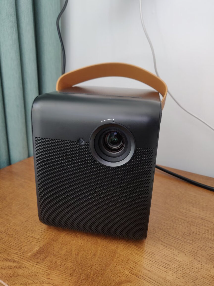 峰米smart便携投影仪带来高清高分辨率影院