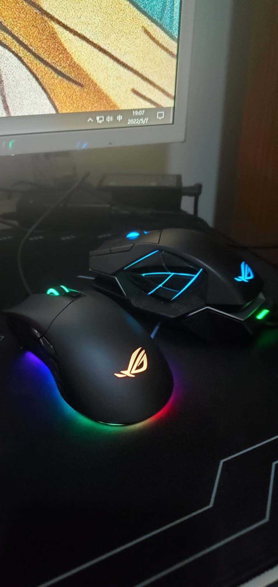 华硕rog战刃大g2竞技版点评