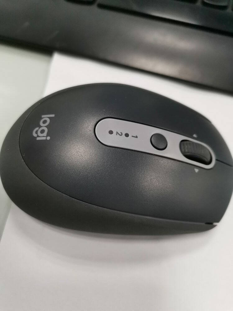 罗技(Logitech)M590鼠标无线蓝牙鼠标办公鼠标静音鼠标对称鼠标优联石墨黑带无线2.4G接收器