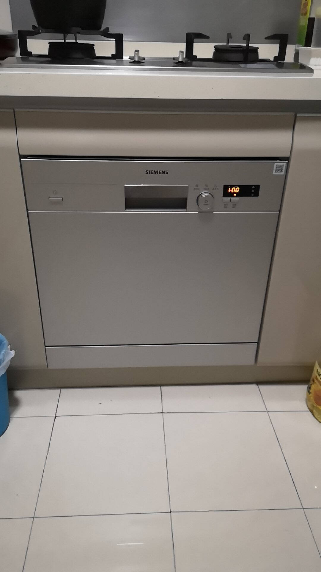 西门子(SIEMENS)全自动家用嵌入式洗碗机原装进口高温除菌消毒加强烘干不锈钢色8套SC454I00AC