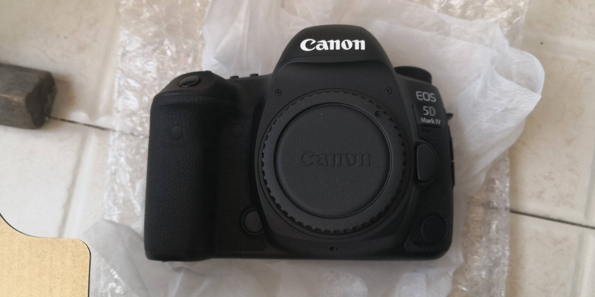 佳能(Canon)EOS5DMarkIV5D4单反相机单反机身全画幅(约3040万像素双核CMOS4K短片WiFi/NFC)