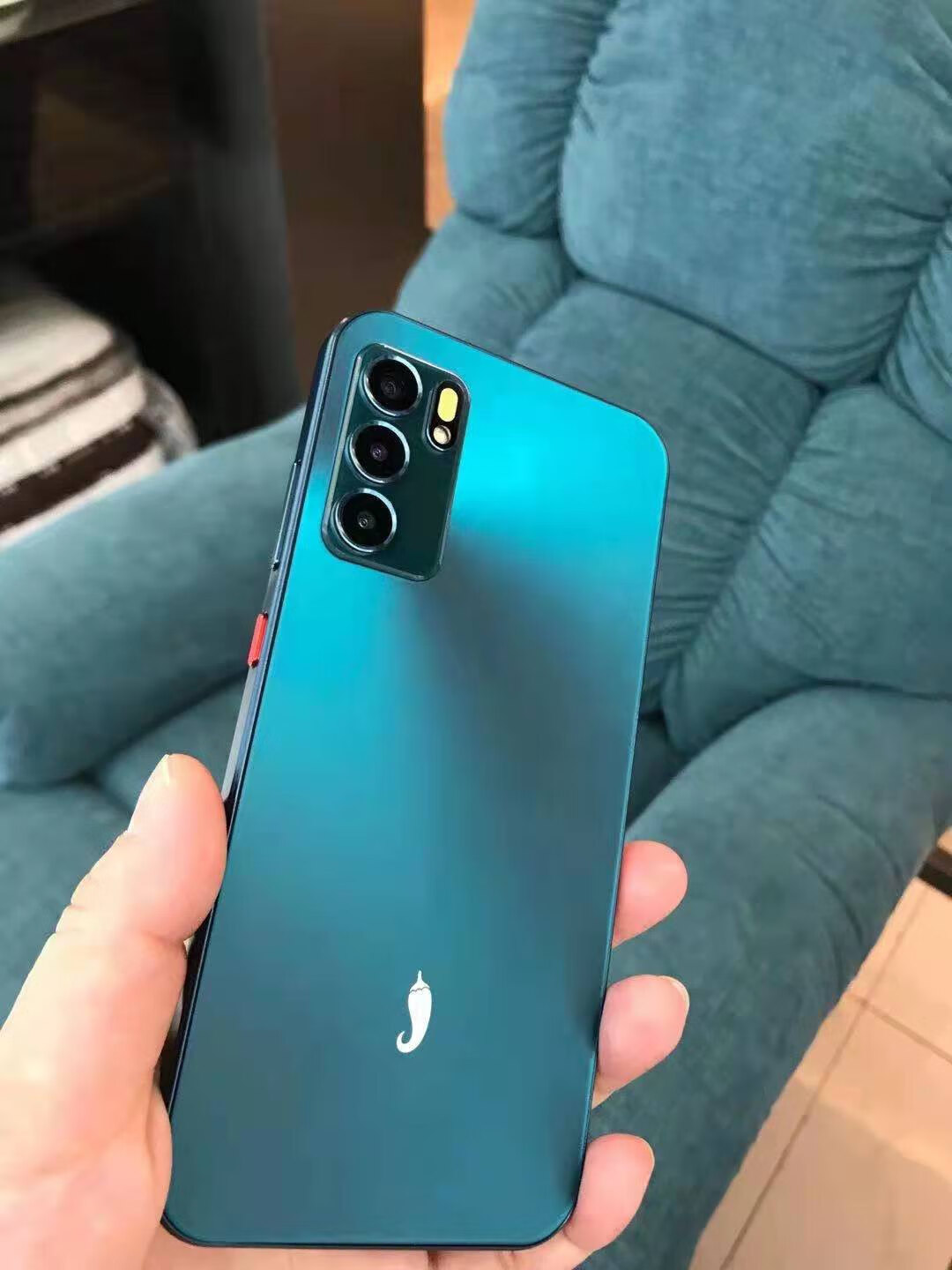 【小辣椒p40 8gb/128gb/全网通怎么样】小辣椒p40 8gb/128gb/全网通好