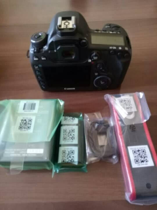 佳能(Canon)EOS5DMarkIV5D4单反相机单反机身全画幅(约3040万像素双核CMOS4K短片WiFi/NFC)