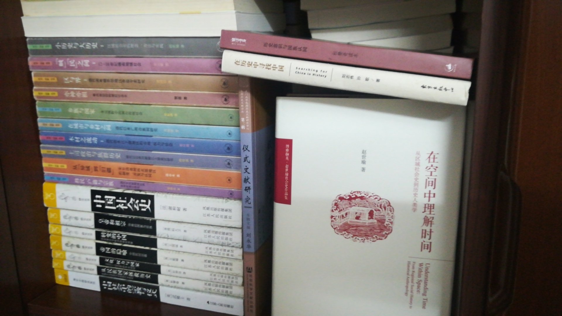 都是好書，裝幀精美，包裝完好無損，支持京東，快遞服務完美。歡迎加入讀書群