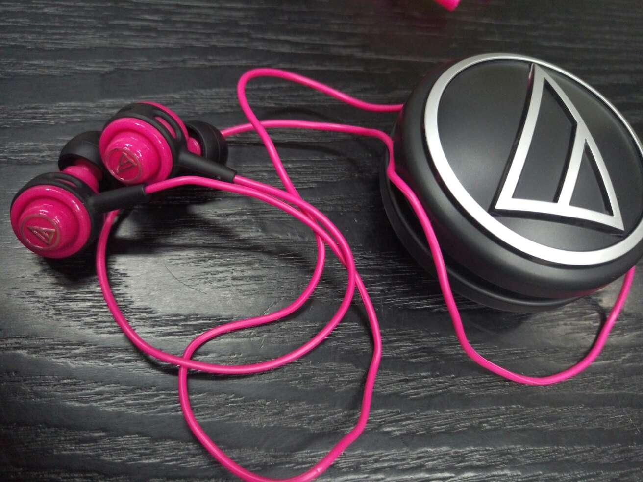 铁三角COR150入耳式耳挂耳机运动耳机音乐耳机便携入耳轻巧机身粉色
