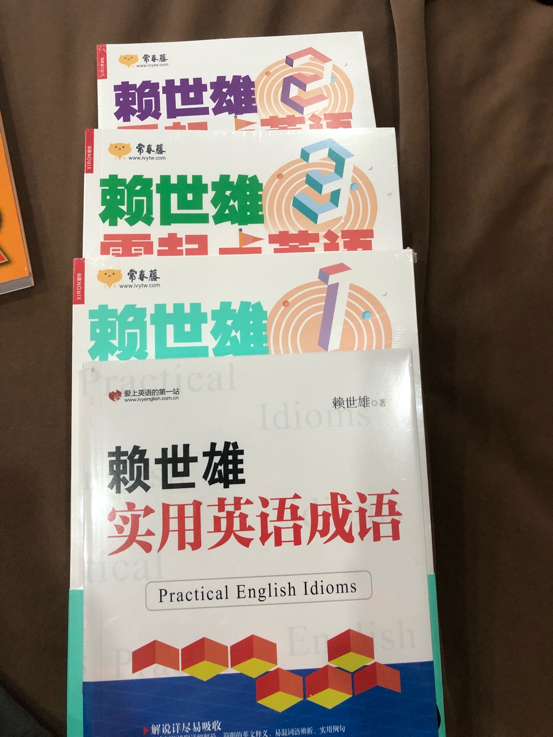 物流很快，当天收到的，书的印刷质量可以，老师的书必须赞一个