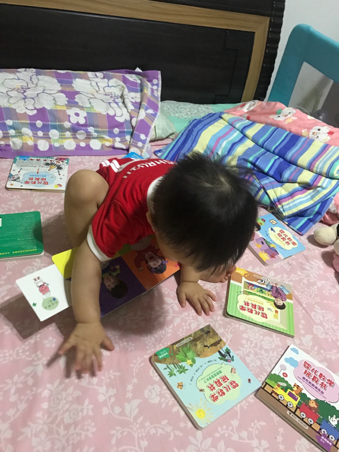 便便恐龙，孩子的最爱，童立方的书有保障，适合三岁左右阅读。