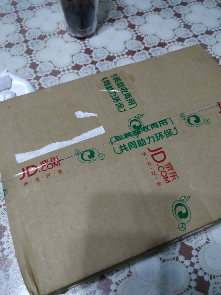 京東送貨速度快，用的紙盒沒傷到書。一套書收齊了，慢慢看吧！