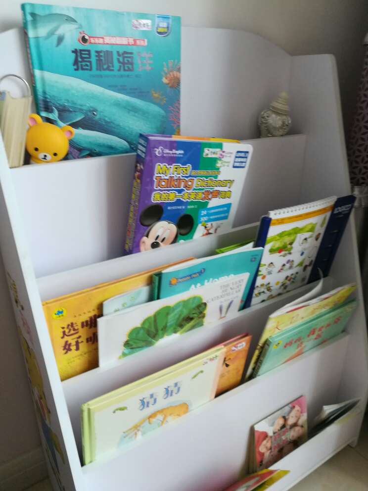 嗯，宝宝的童书基本上都是在购买，嗯，这一次海豚花园绘本馆活动，又入了200多块钱的书
