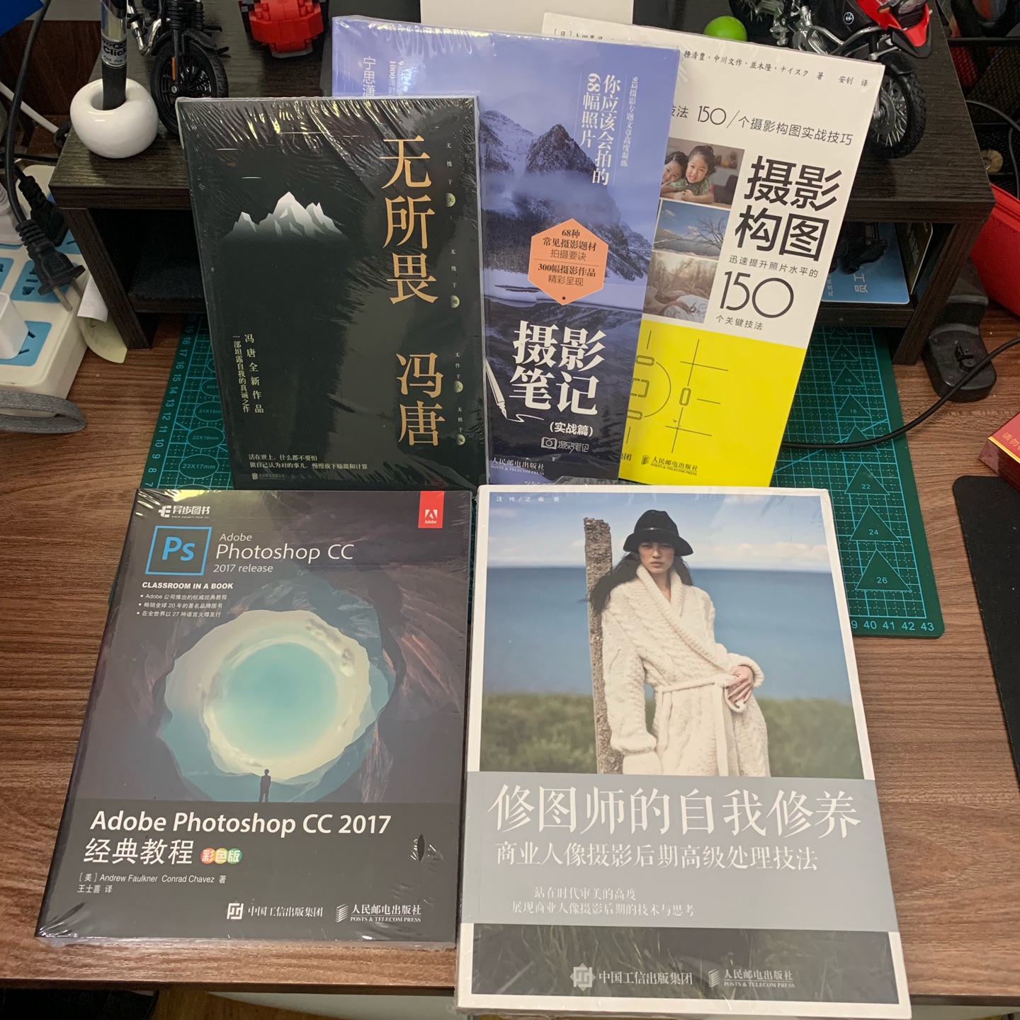 终于收到我需要的宝贝了，东西很好，价美物廉，谢谢掌柜的！说实在，这是我购物来让我最满意的一次购物。无论是掌柜的态度还是对物品，我都非常满意的。掌柜态度很专业热情，有问必答，回复也很快，我问了不少问题，他都不觉得烦，都会认真回答我，这点我向掌柜表示由衷的敬意，这样的好掌柜可不多。再说宝贝，正是我需要的，收到的时候包装完整，打开后让我惊喜的是，宝贝比我想象中的还要好！不得不得竖起大拇指。下次需要的时候我还会再来的，到时候麻烦掌柜给个优惠哦！