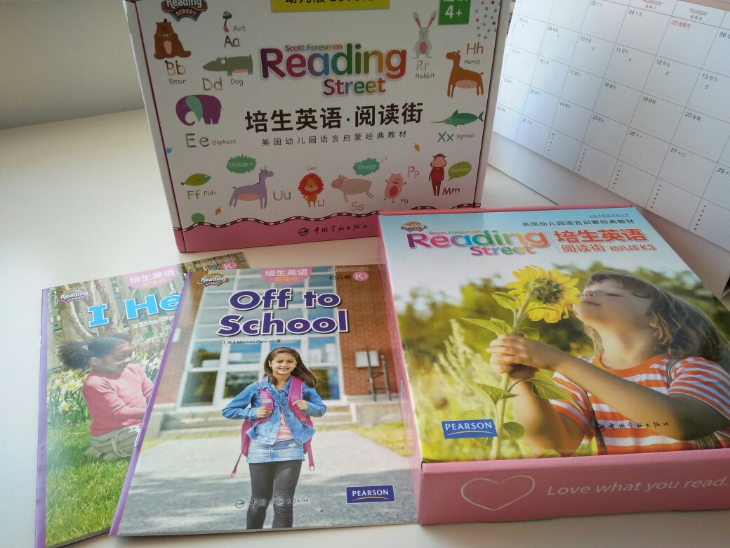 给孩子学英语买的，感觉图书质量不错，但还是要靠家长教，得提前做点功课
