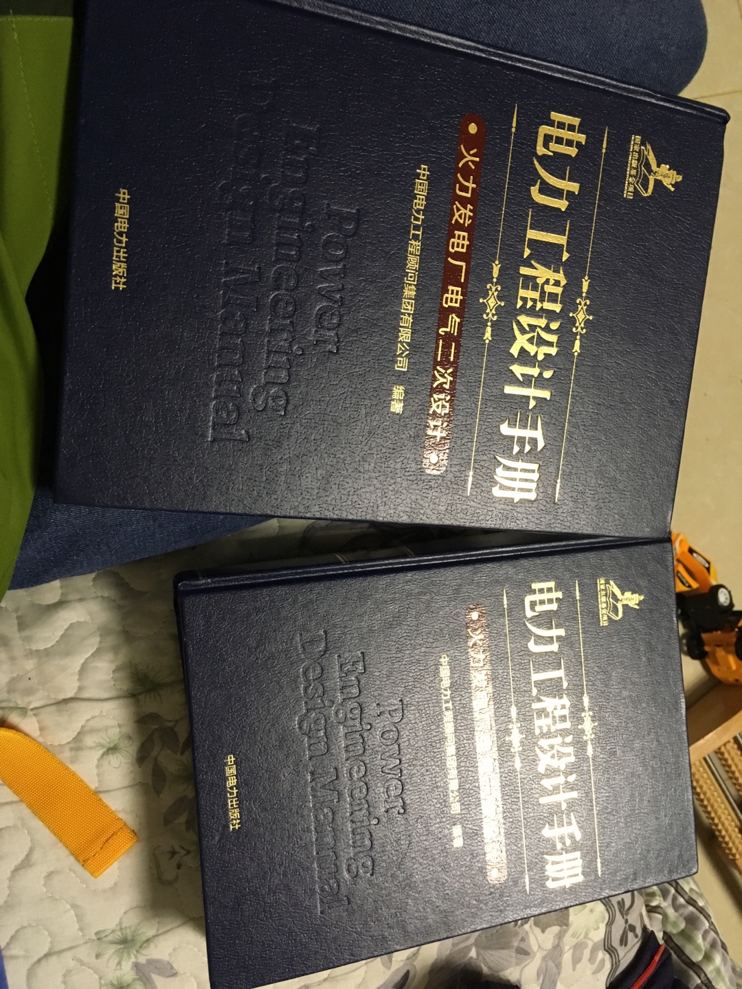 很不错！自营。赶着活动买的，很优惠！只是包装只有外面的快递袋子，没有垫的东西，整体完好！