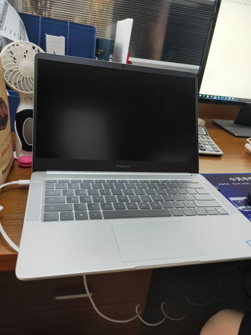 华为荣耀笔记本电脑MagicBookPro16.1英寸轻薄本手提超极本学生商务办公超薄本银丨i5-8265U/8G/512G独显Win版