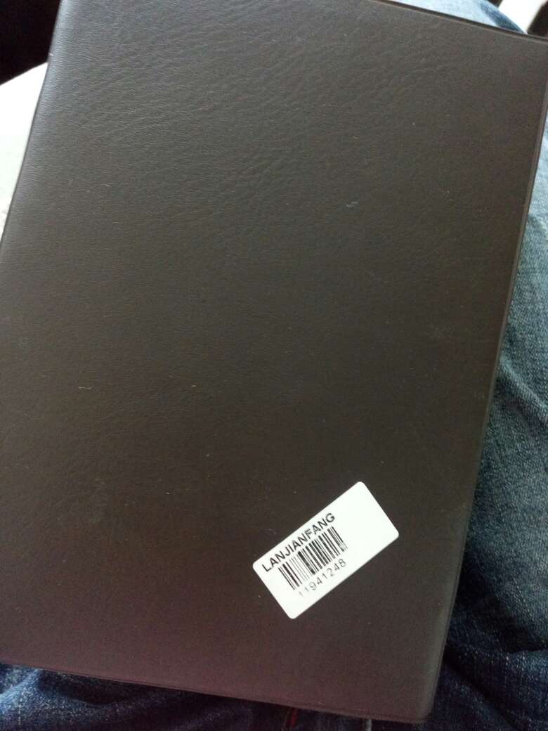 不太满意，为什么新书拿出来连外包装都没有并且脏脏的，后面还一个标签，用手机扫了一下，显示是德邦，我怀疑是被别人退掉的，不便宜的一本书！