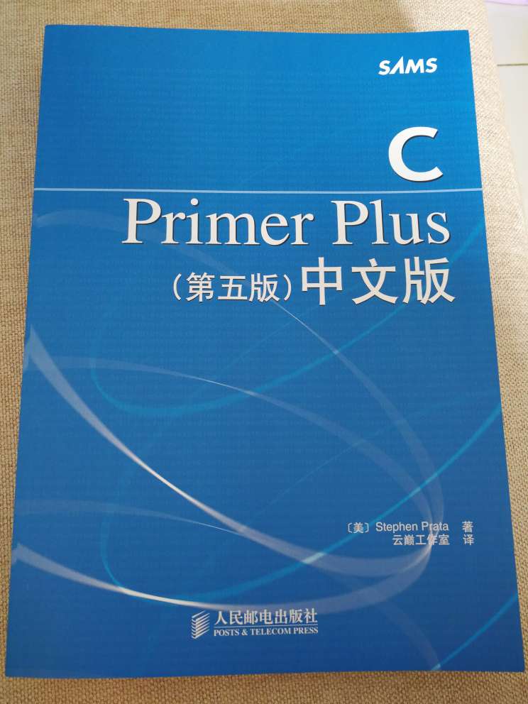 包装有一些破损，但是书还是好的，看起来也不错，希望可以自学好
