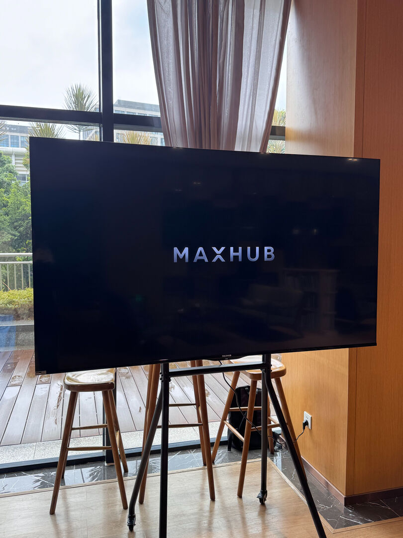 MAXHUB灵锐、智锐、新锐区别对比，哪款会议平板更值得买