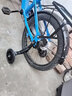 儿童自行车辅助轮童车闪光辩论童车单支撑学车轮子配件 18寸黑色发光辅助轮一套(配工具) 实拍图