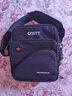 凯斯汀乒乓球包运动包单肩包多功能背包训练包大容量手提包教练包 暗夜迷踪 旗帜徽章 实拍图