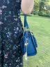 富城袋鼠妈妈生日礼物包包女包2026新款女士手提包女斜挎包轻奢中年女士包 蓝色【礼盒装+手包】 实拍图