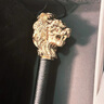 葩莎帝意大利手工定制黑色伞面金色狮子头户外便携直柄晴雨伞礼盒装 黑色山羊皮饰握杆 金狮手柄长伞 实拍图