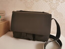 LEWHISPER LIFESTYLE轻奢通勤系列原创中号男士通勤翻盖邮差包头层牛皮手提单肩斜挎包 纯灰色 中号31.5*23*9cm 实拍图