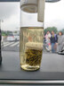 鸿迪磁弹泡茶杯茶水分离杯tritan磁吸水杯男士大容量耐高温车载便携 优雅白+防烫杯套 550ml 实拍图