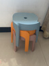 和大人塑料小凳子加厚矮凳家用圆凳可叠放小板凳浴室防滑凳垫脚凳换鞋凳 四把盲盒装可备注颜色默认随机发 28cm 加厚防滑款 实拍图