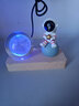 芷墨（ZHIMO）生日礼物宇航员守护地球太阳小夜灯学生送男孩子女送男朋友情人节 6CM月球 宇航员-守护+实木灯座（七彩款） 实拍图