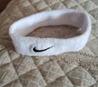 耐克（NIKE）耐克运动吸汗头带跑步导汗带健身束发带防止汗头箍白色NNN07101OS 实拍图