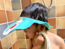 费雪（Fisher Price）婴幼儿洗头帽浴帽防水护耳儿童洗发帽宝宝洗澡洗头神器可调节蓝色 实拍图