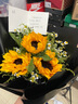 馨仪鲜花速递向日葵玫瑰混搭花束生日礼物送长辈朋友全国同城配送 9朵向日葵花束简洁款 实拍图