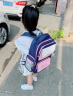 阳光8点小学生书包减负护脊轻便男女孩儿童双肩包英伦风一到六年级背包 宝蓝配粉红（小号适合1-3年级） 实拍图
